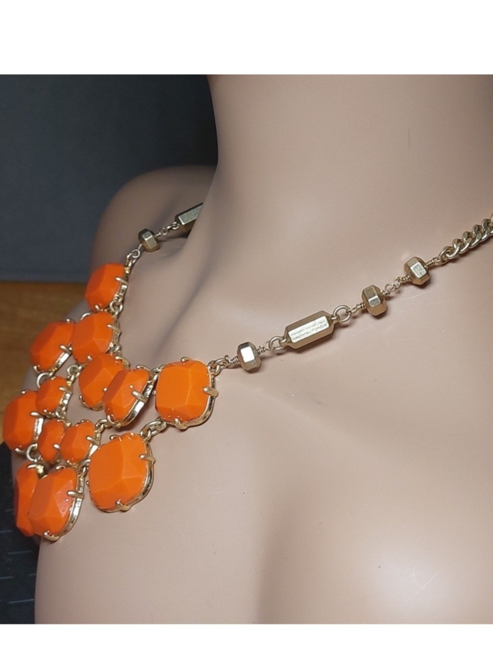 Stella & Dot Bold Orange Statement Necklace - Picture 3 of 5